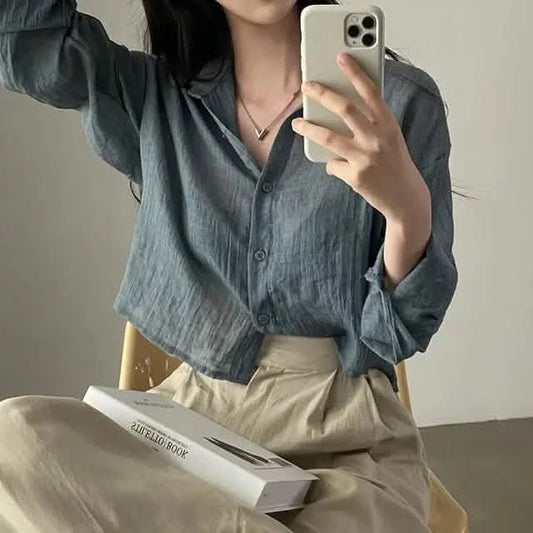 Women’s Trendy Anti-UV Shirt – Lightweight Anti-Fade Solid Color Blouse