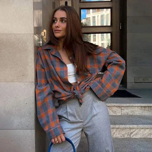 Vintage-Inspired Oversized Plaid Shirt – Long Sleeve Lapel Blouse for Women