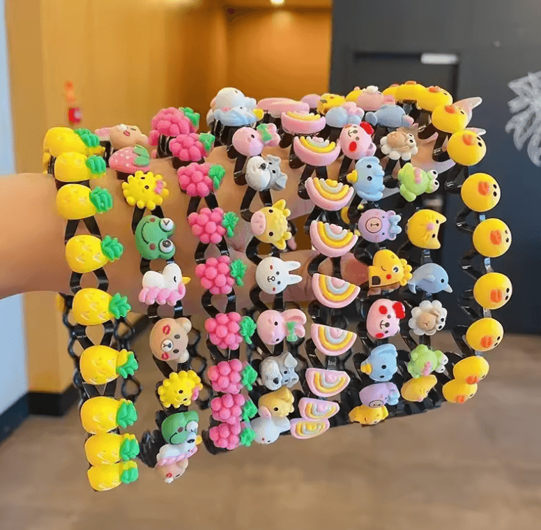 Cute Hair Accessories for Girls – Scrunchies, Headbands & Fashion Bandanas Cute Hair Accessories for Girls – Scrunchies, Headbands & Fashion Bandanas