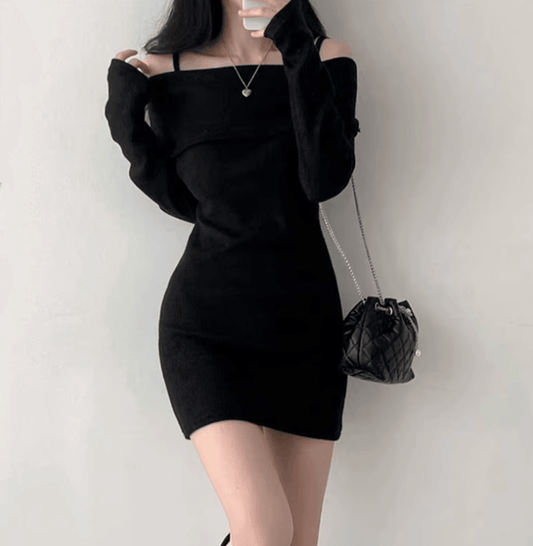 فستان كوري قصير مثير محبوك مكشوف الكتفين - فستان بأكمام طويلة وأشرطة رفيعة للنساء