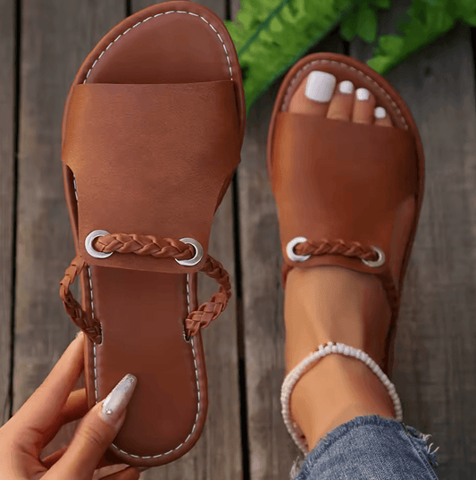 2025 Women’s Flat Sandals - Casual Summer Slippers & Bohemian Beach Flip Flops