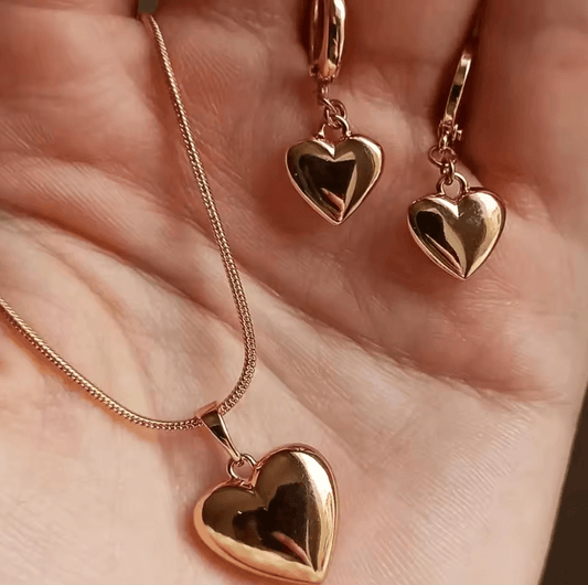 Glossy Gold Plated Love Heart Jewelry Set – Elegant Dangle Earrings & Necklace for Women