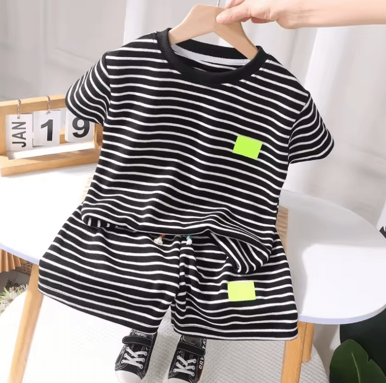 ☀️ 2Pcs Summer Outfit – Short Sleeve Tee & Shorts Set for Boys | Stylish & Comfy ☀️ 2Pcs Summer Outfit – Short Sleeve Tee & Shorts Set for Boys | Stylish & Comfy
