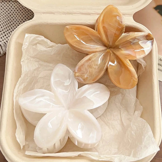 Marble Flower Claw Clips for Thin Hair – Beachy Hair Accessory