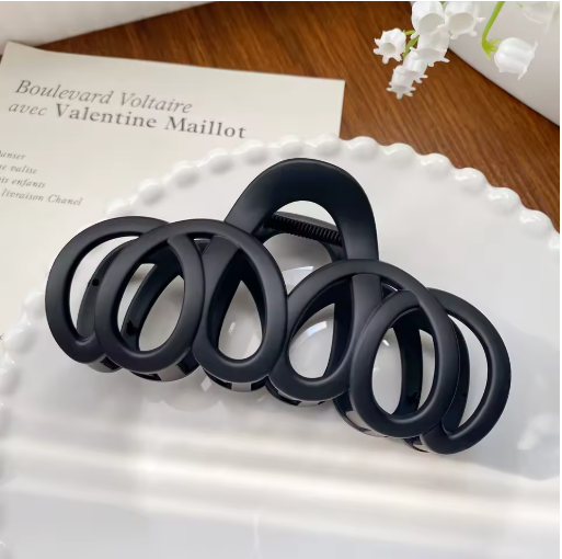 Frosted Bow Hair Claw Clip – Elegant Hollow Barrette