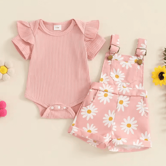 Baby Girl Summer Outfit Set – Flower Print Suspender Shorts & Short Sleeve Romper – 2-Piece Clothes for Newborns & Toddlers (0–18 Months)