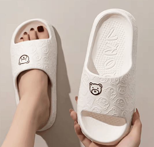 Cute Bear Print Slippers for Women & Men – Soft Anti-Slip Cartoon Summer Sandals