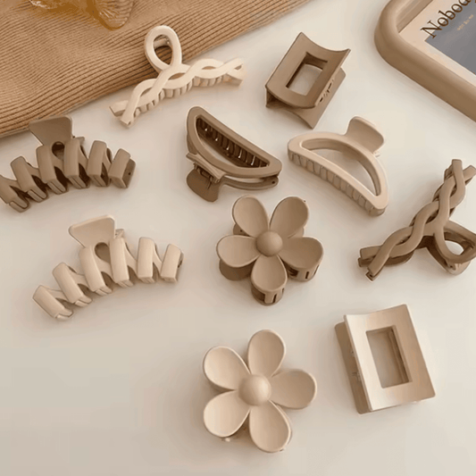 Elegant Brown & Beige Flower Hair Claw – Geometric Toothed Hair Clip for Women