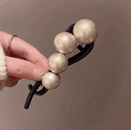 Elegant Pearls Twist Hair Clip – Fashion Barrette for Long Hair
