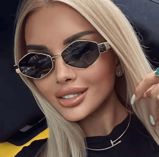 نظارات شمسية سداسية الشكل أنيقة للنساء لعام ٢٠٢٥ - تصميم فاخر، إطار كلاسيكي صغير بتصميم متعدد الأضلاع