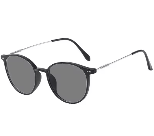 Trendy Women’s Sunglasses – UV Protection Shades for Outdoor & Driving