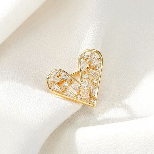 Sparkling Crystal Heart Mini Brooch Fashion Lapel Pin