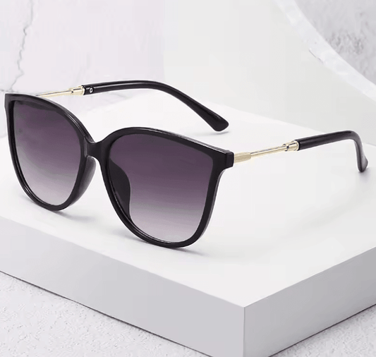 Vintage Cat Eye Sunglasses – Retro Mirror Designer Shades for Women