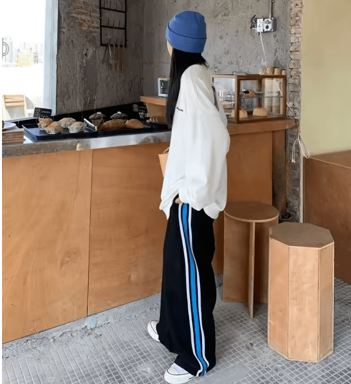 2025 Men’s Straight-Leg Casual Pants – Trendy Striped Splicing Design