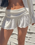 Women’s White Summer Shorts – Chic, Lightweight & Trendy Streetwear
