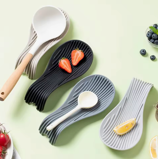 1pc Silicone Spoon Rest – Heat Resistant Spatula Holder & Utensil Tray | Non-Slip Kitchen Accessory for Cooking Tools & Countertop Protection