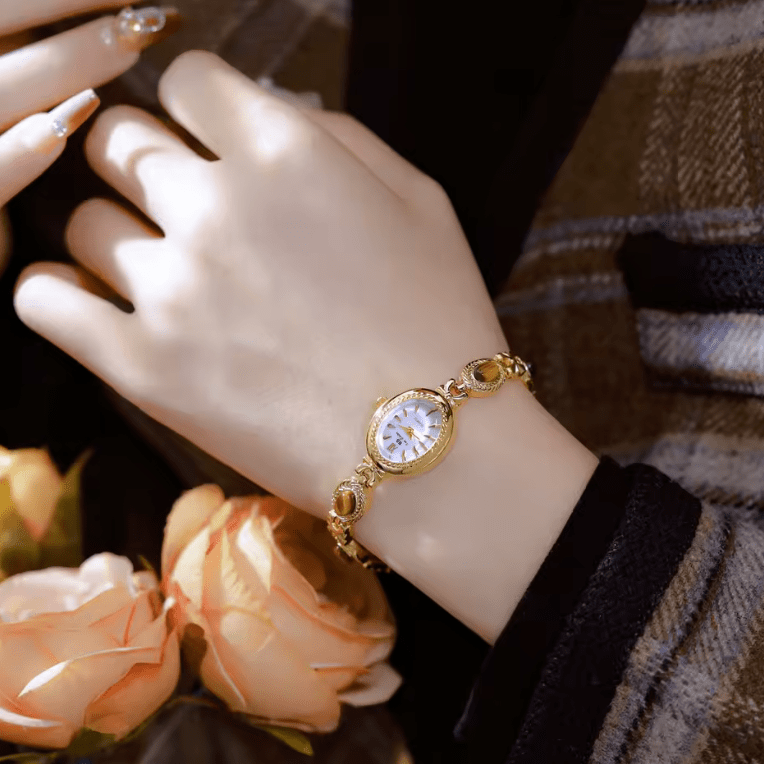 Women’s Natural Jade Bracelet Watch – Luxury Retro Gold Quartz Wristwatch with Small Oval Dial – Vintage Elegant Clock Gift for Ladies