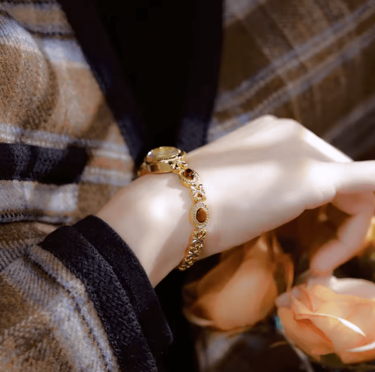 Women’s Natural Jade Bracelet Watch – Luxury Retro Gold Quartz Wristwatch with Small Oval Dial – Vintage Elegant Clock Gift for Ladies