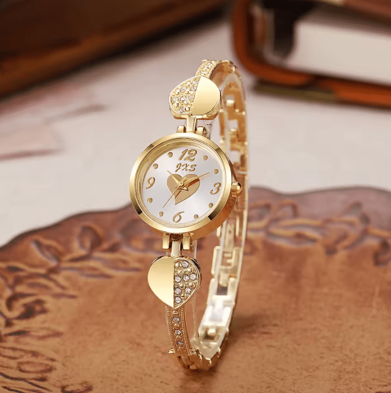 Women’s Small Gold Quartz Watch – Compact Round Dial with Diamond Inlaid Bracelet – Elegant & Stylish Wristwatch for Ladies