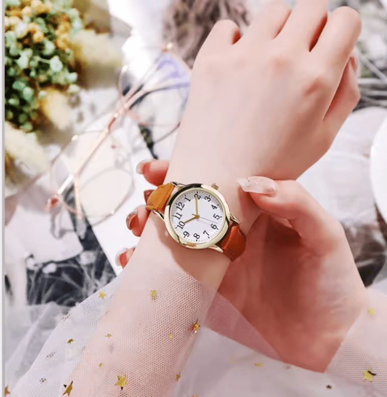 Women’s Candy Color Quartz Watch – Simple Dial, PU Leather Strap – Minimalist Fashion Wristwatch for Girls & Ladies | Reloj de Mujer Montre Femme