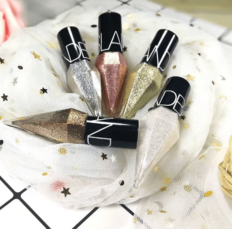 Diamond Glitter Eyeliner & Eyeshadow – Waterproof Liquid Eye Makeup in Silver & Rose Gold – Long-Lasting Shiny Sequin Effect for Glamorous Looks