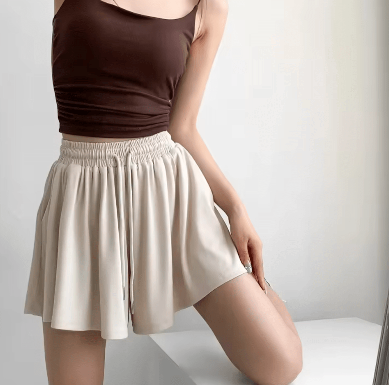 Women’s High-Waisted Wide-Leg Draped Skort – Solid Color Anti-Exposure Shorts for Trendy Girls – Elastic Waist Fashion Mini