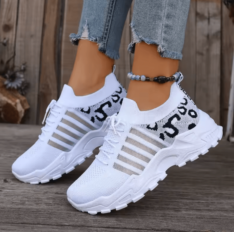 2025 Women’s Breathable Mesh Sports Sneakers – White Thick Sole, Non-Slip Summer Running Shoes with Strap, Lightweight Casual Trainers