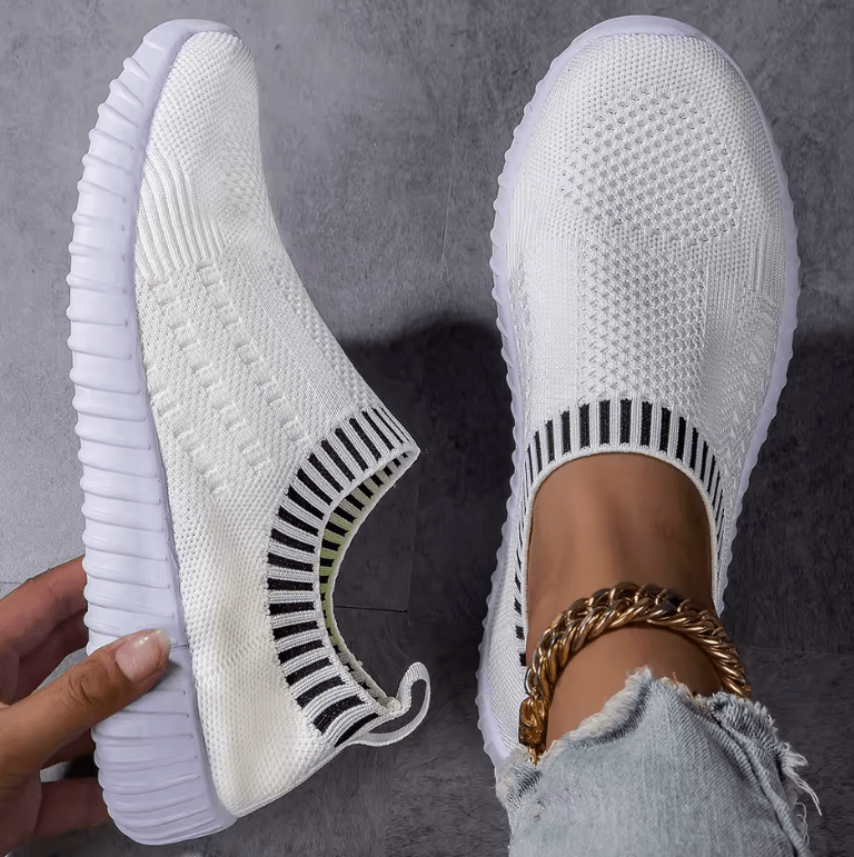 Women’s Breathable Knit Sneakers – Lightweight Mesh Lace-Up Low-Top Outdoor Shoes for Casual Wear