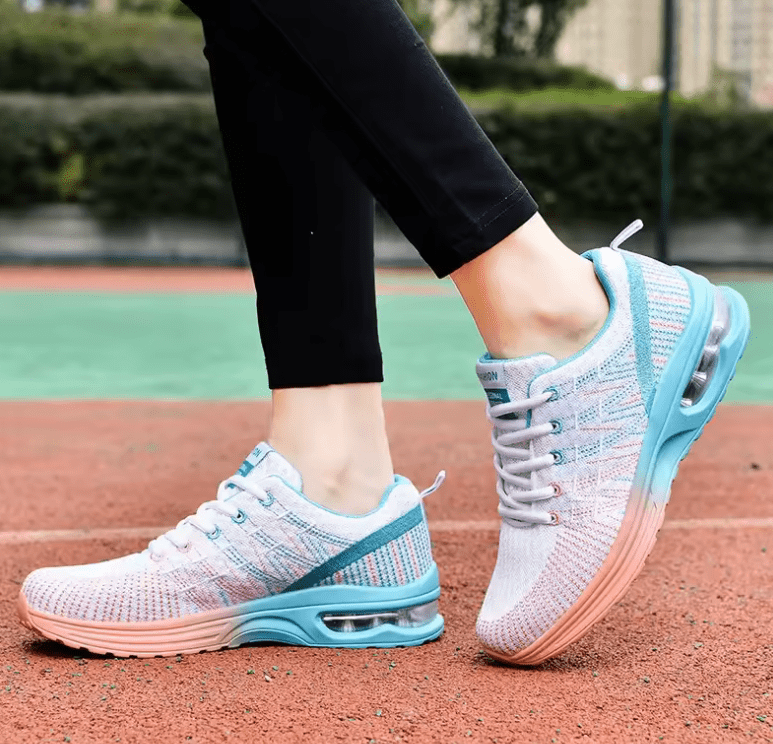 2025 Spring Women’s Knitted Running Shoes – Lightweight Casual Sneakers | Breathable, Flexible & Trendy Cross-Border Style