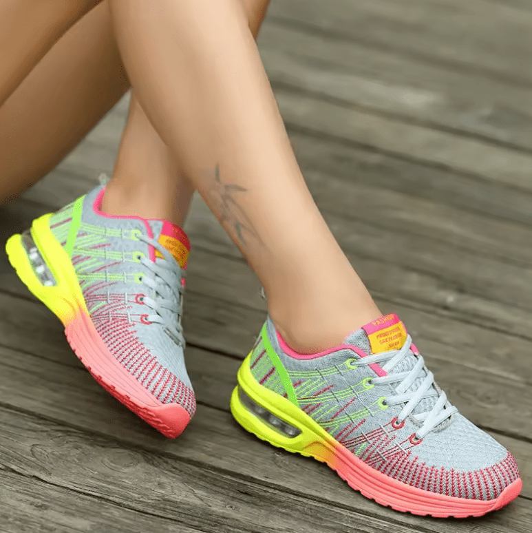 2025 Spring Women’s Knitted Running Shoes – Lightweight Casual Sneakers | Breathable, Flexible & Trendy Cross-Border Style