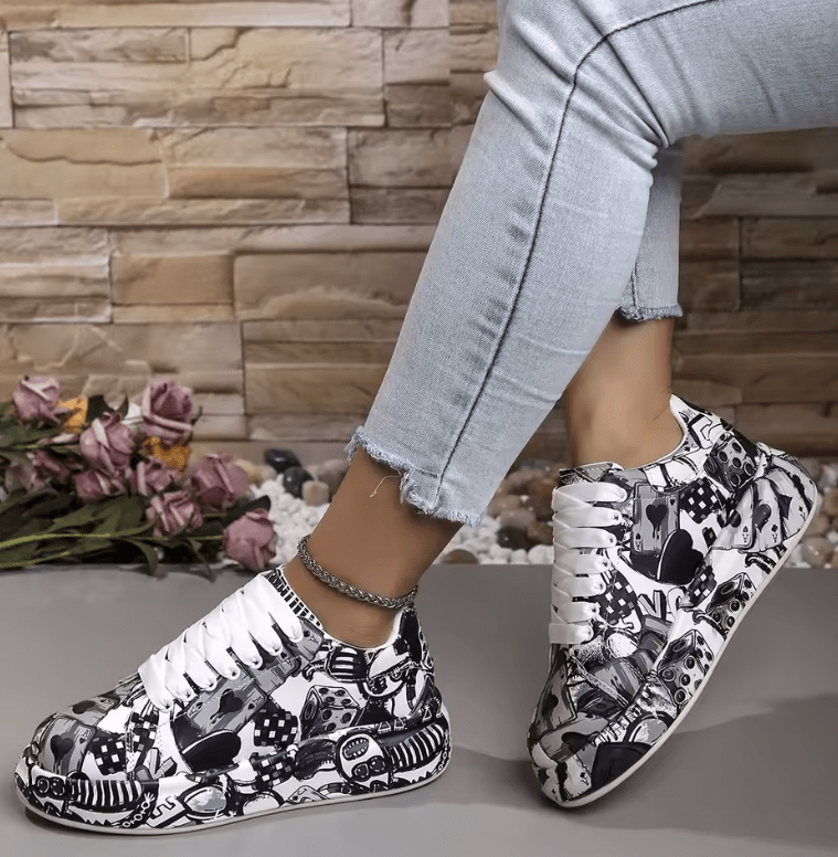 Women’s Printed Platform Sneakers – Retro Lace-Up Vulcanized Skate Shoes | Casual Fashion Footwear