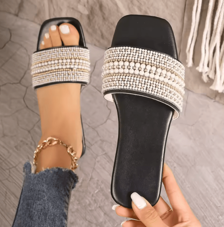 Women’s Lightweight Beach Slippers – Seawater Crystal Design, Flat Bottom, One-Row Beading, Breathable Polyamide Fabric, Casual Summer Slides