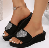 2025 Women’s Wedge Slippers – Heart Sequins, Non-Slip, Lightweight Platform Sandals, Plus Size Beach Shoes