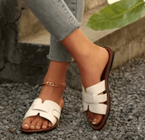 Women’s Solid Color Open-Toe Slippers – 2025 Summer Flat Sandals | Casual, Comfortable & Versatile Slip-Ons