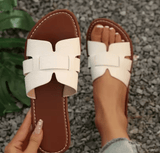 Women’s Solid Color Open-Toe Slippers – 2025 Summer Flat Sandals | Casual, Comfortable & Versatile Slip-Ons