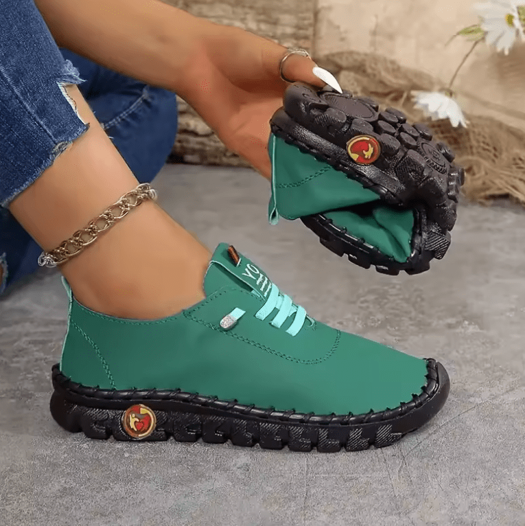 Women’s Comfortable Leather Sneakers – Hand-Sewn Loafers with Thread Detail
