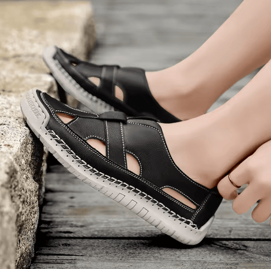 Handmade Leather Men’s Sandals – Vintage Summer Flat Shoes | Breathable, Non-Slip Outdoor Hiking Sandals | Classic Fashion for Casual Comfort