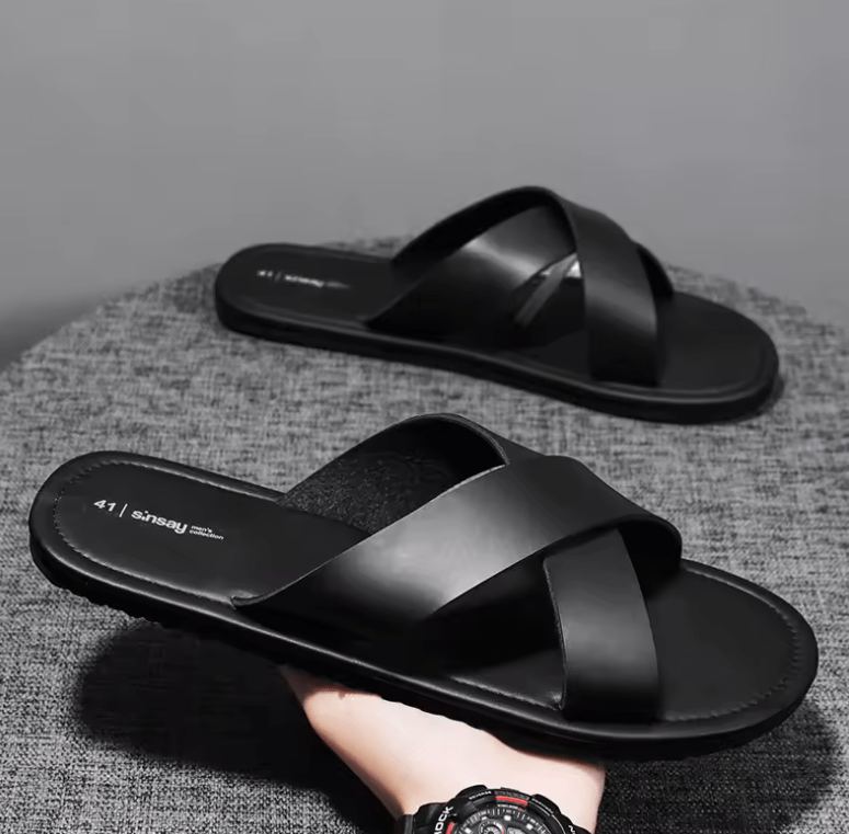 Men’s Lightweight Casual Slippers – Summer Outdoor Flat Sandals | Soft Sole, Comfortable Beach Shoes | Fashion Trend Slip-On Footwear