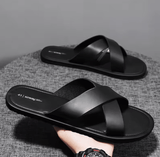 Men’s Lightweight Casual Slippers – Summer Outdoor Flat Sandals | Soft Sole, Comfortable Beach Shoes | Fashion Trend Slip-On Footwear