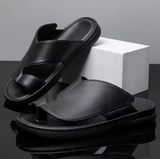 2025 Men’s Fashion Soft Bottom Slippers – Non-Slip Clip-Toe Beach Sandals | Casual Summer Outdoor Wear for Stylish Comfort