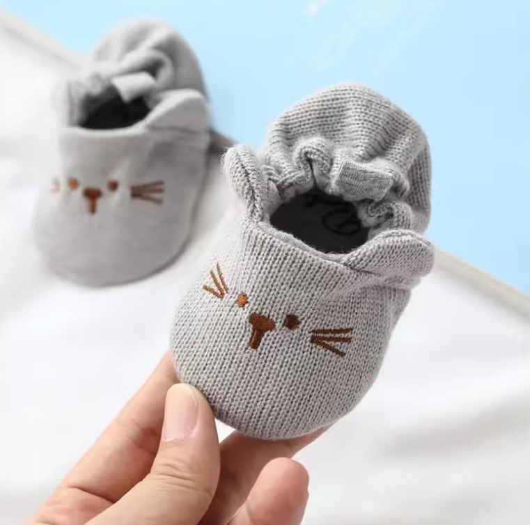 Newborn Baby Crib Shoes – Cute Animal Ear Soft Sole First Walker Shoes for Boys & Girls (0-18 Months)