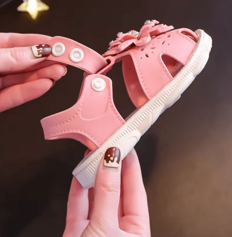 Cute Bow Baby Girl Summer Sandals – Soft Non-Slip PVC Beach Shoes for Toddlers & Kids
