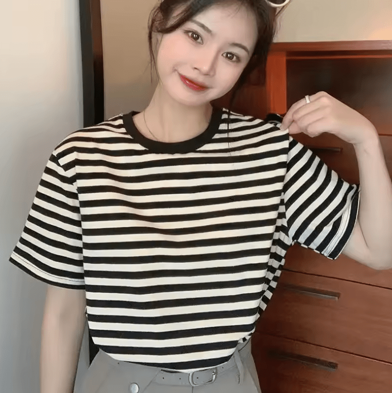 Women’s Red Striped T-Shirt – Loose Fit, Short Sleeve, Vintage Korean Style Summer Top