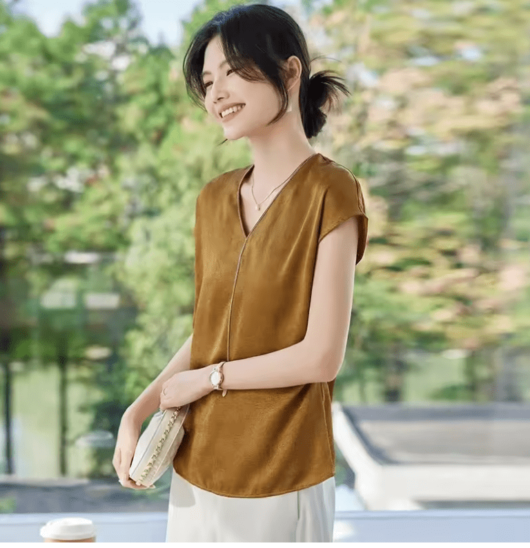 Women’s V-Neck Tassel Blouse – Summer 2025 Fashion Short Sleeve Top