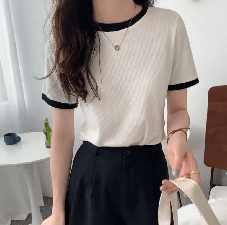 Women’s Slim Fit T-Shirt – Korean Style Casual Summer Top with Short Sleeves