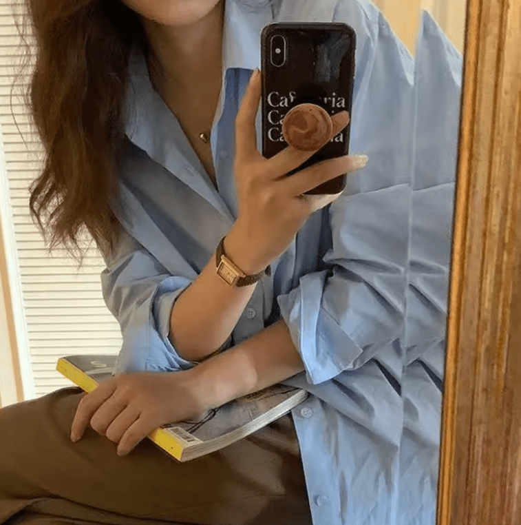Blue Long Sleeve Women’s Shirt – Slimming Loose Fit, Hong Kong Style Outerwear for Spring & Autumn