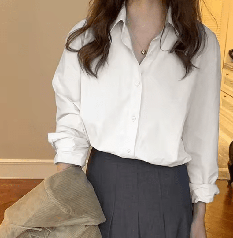 Blue Long Sleeve Women’s Shirt – Slimming Loose Fit, Hong Kong Style Outerwear for Spring & Autumn