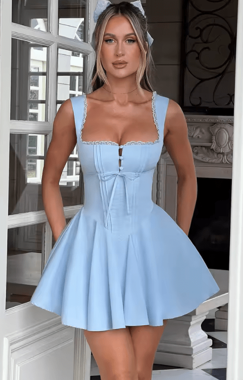 Women’s 2025 Spring Lace Splicing Slip Dress – Sleeveless V-Neck Backless High-Waisted Mini Dress | Elegant Balletcore Pompadour Style