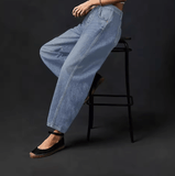 Women’s High Waist Carrot Jeans – Loose Fit Tapered Harlan Pants, Cone-Shaped Casual Denim with Design Sense