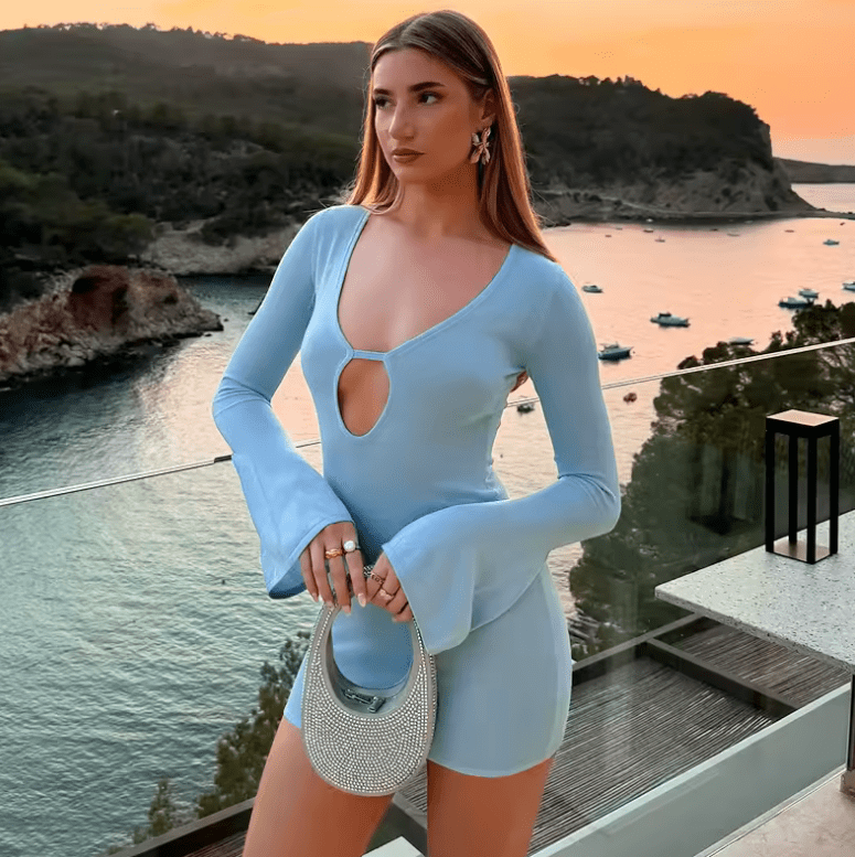 Women’s Sexy Solid Color Hollow-Out Bodycon Dress – Round Neck Bag Hip Vacation Style | Spring Summer Long Horn Sleeve Party Dress